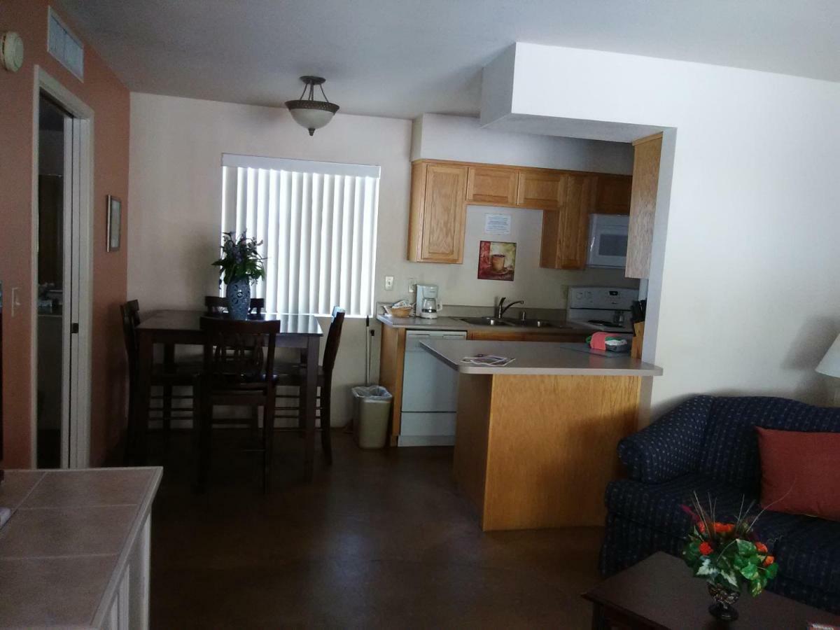 Hidden Palms Resort & Condominiums Lake Havasu City Exteriör bild